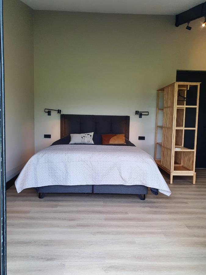 Tytsjerk Hippe Schuur B&B 외부 사진
