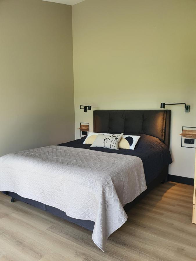 Tytsjerk Hippe Schuur B&B 외부 사진