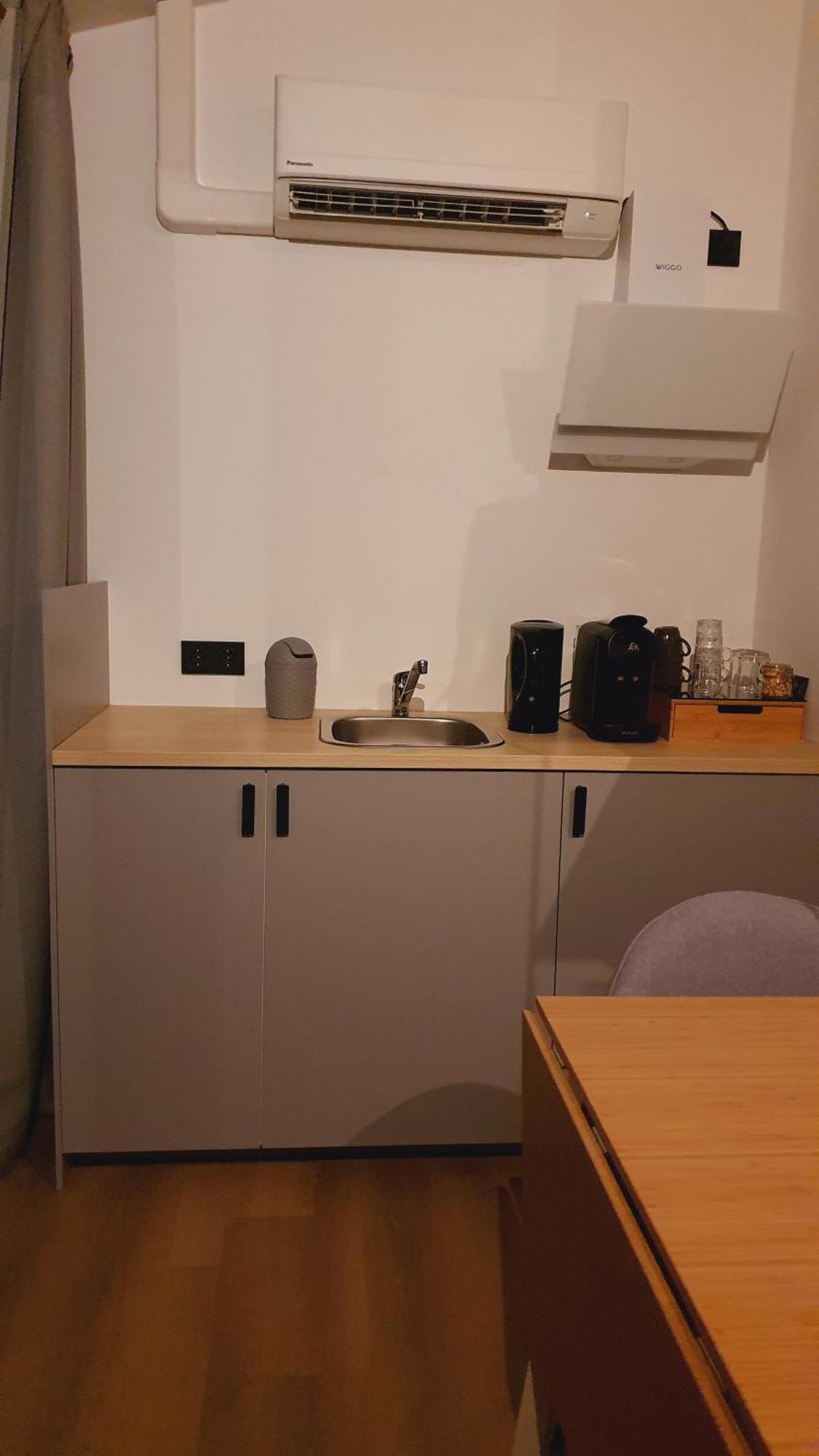 Tytsjerk Hippe Schuur B&B 외부 사진